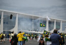 Miles de vándalos bolsonaristas asaltan y destrozan las sedes del poder político y judicial en Brasilia